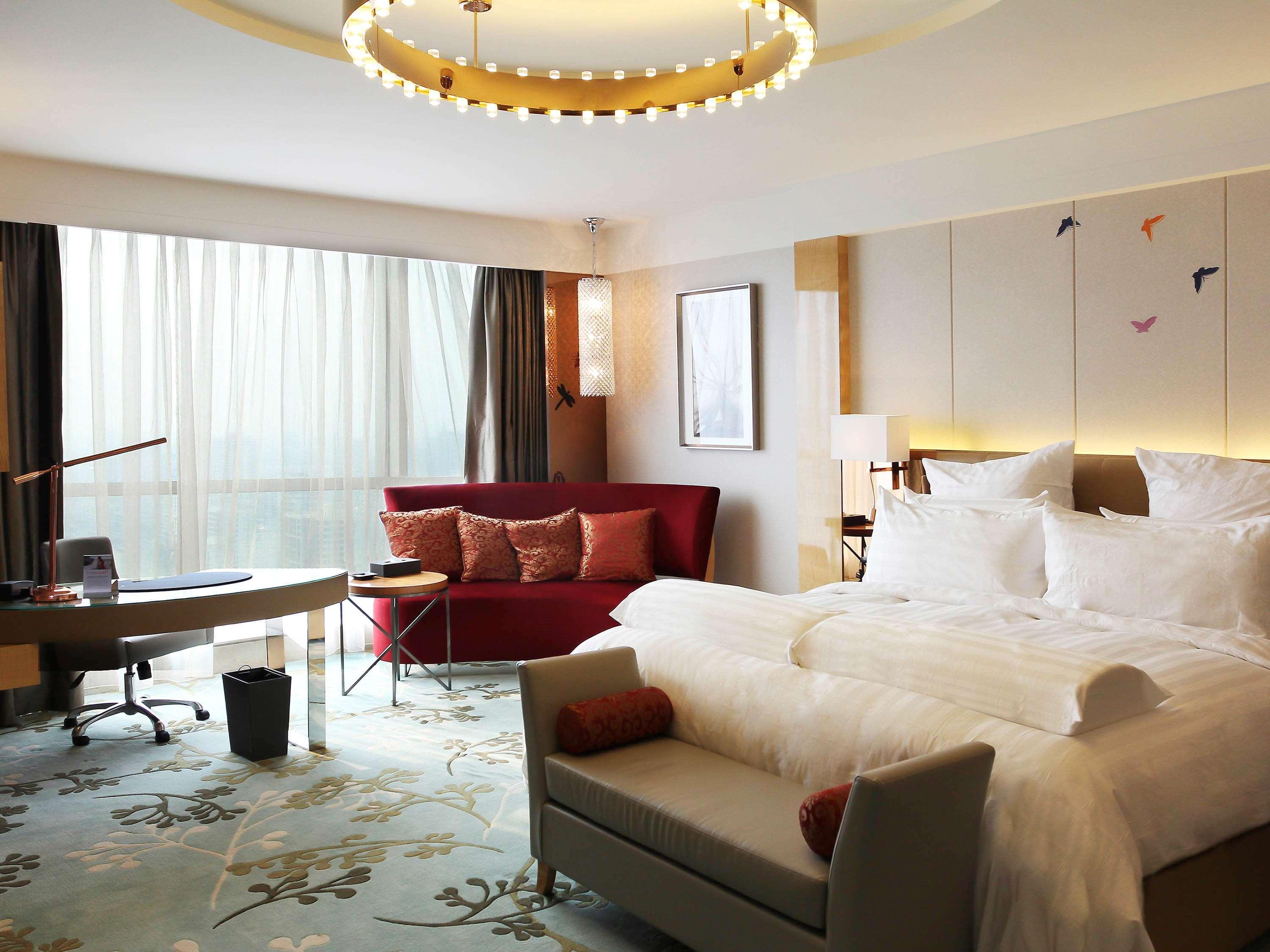 Pullman Linyi Lushang Exterior photo