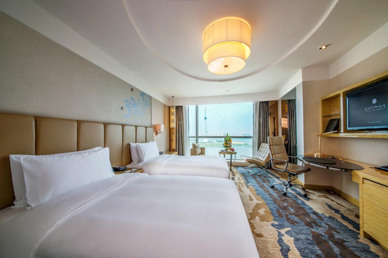 Pullman Linyi Lushang Exterior photo