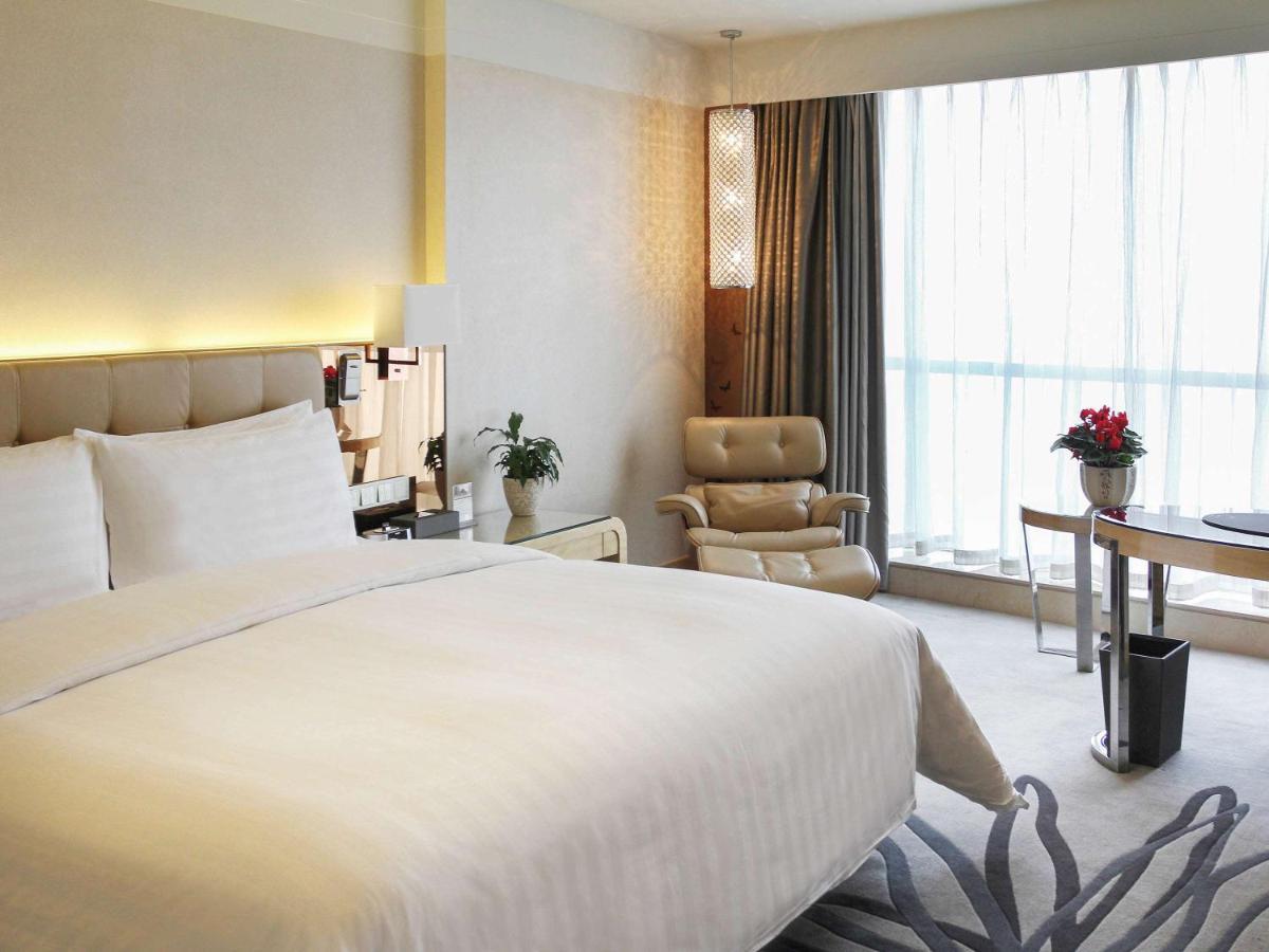 Pullman Linyi Lushang Exterior photo